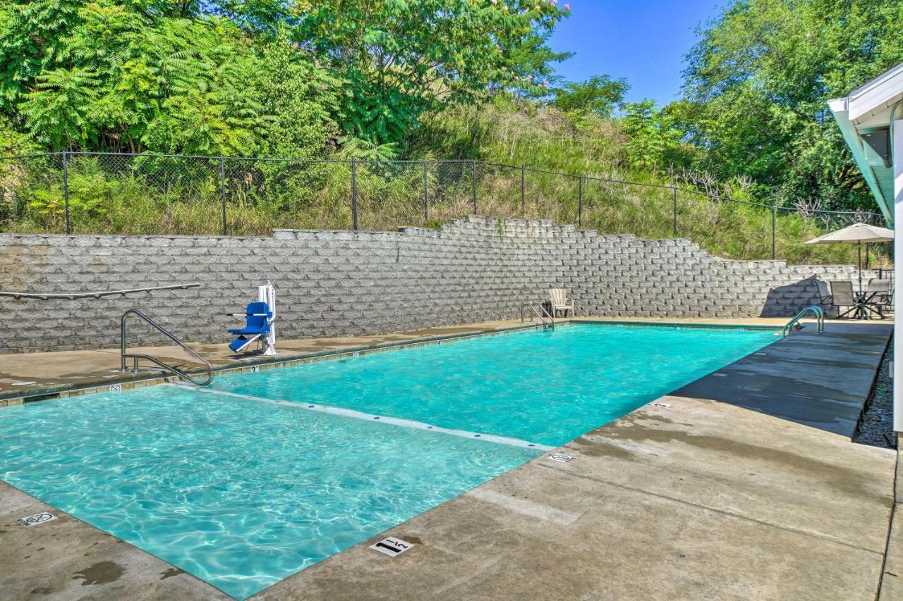 Cozy Condo With Pool Access, 5 Mi To Table Rock Lake ブランソン エクステリア 写真
